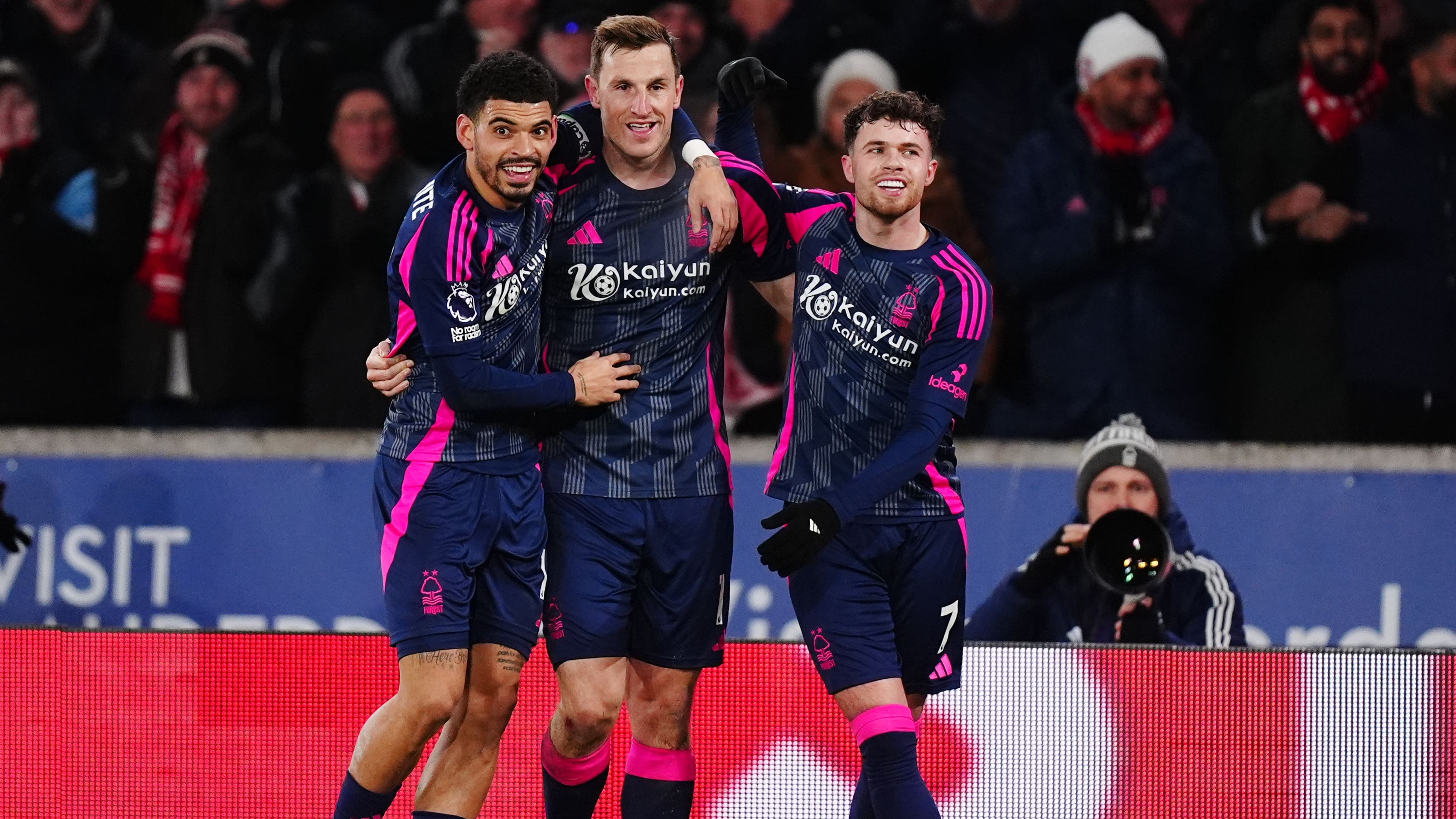 也引起了媒 也引起了媒